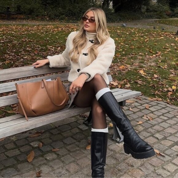 Zara FAUX FUR JACKET WITH FIREMAN CLASP - Picture 10 of 11